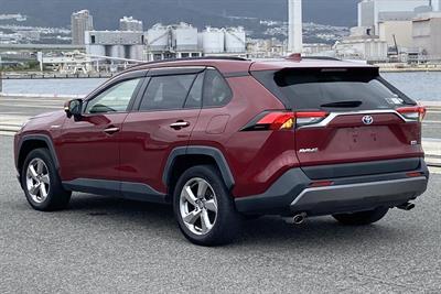 2019 Toyota RAV4 - Thumbnail