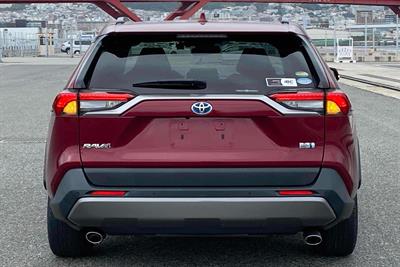 2019 Toyota RAV4 - Thumbnail