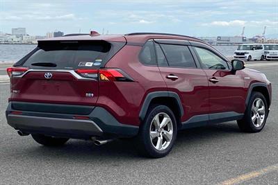 2019 Toyota RAV4 - Thumbnail