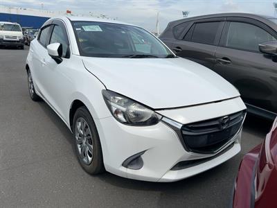 2016 Mazda Demio - Thumbnail