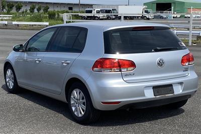 2013 Volkswagen Golf - Thumbnail