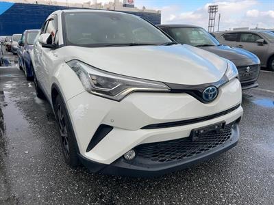 2017 Toyota C-HR - Thumbnail