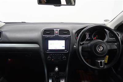 2013 Volkswagen Golf - Thumbnail