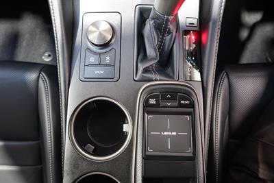 2015 Lexus RC300h - Thumbnail