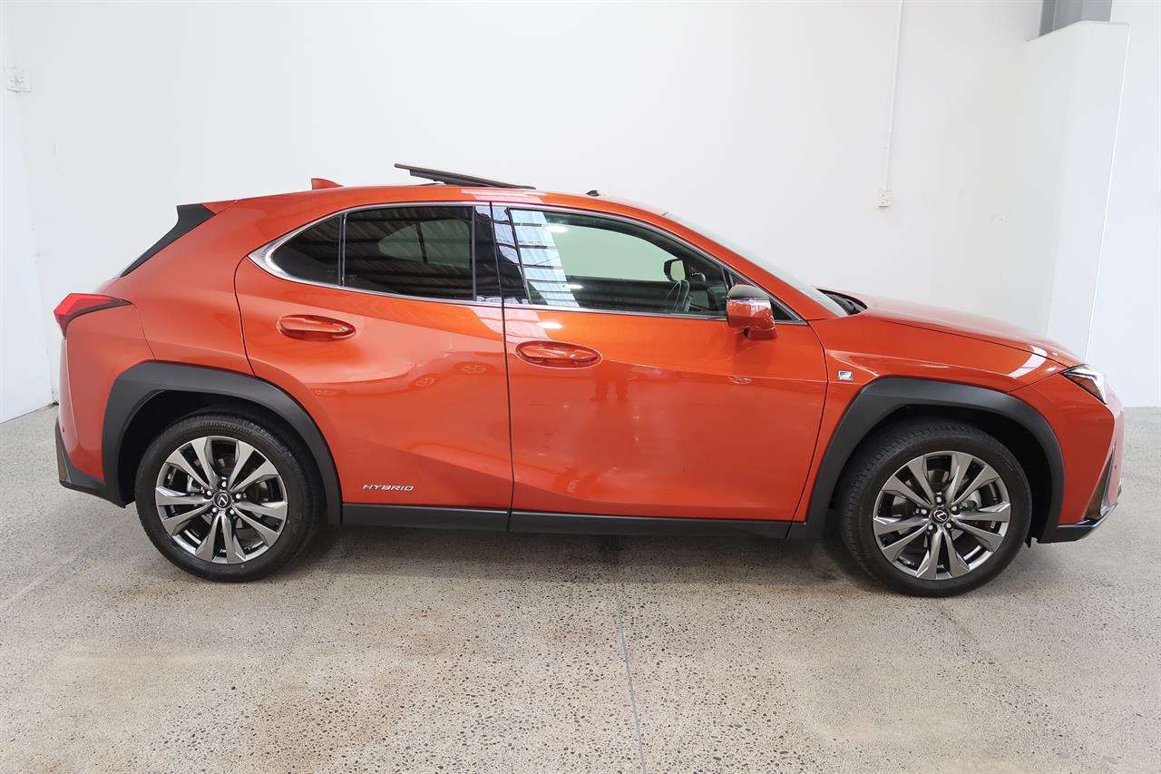 2019 Lexus UX 250h