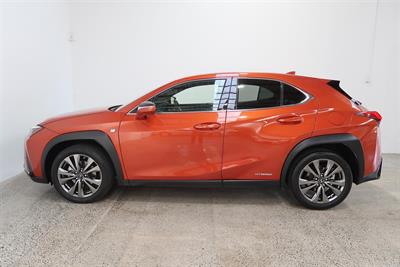 2019 Lexus UX 250h - Thumbnail