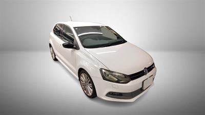 2015 Volkswagen Polo - Thumbnail