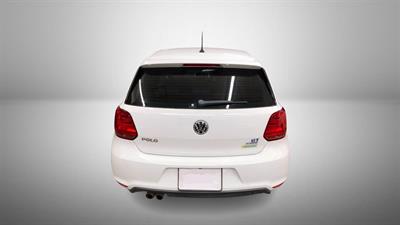 2015 Volkswagen Polo - Thumbnail