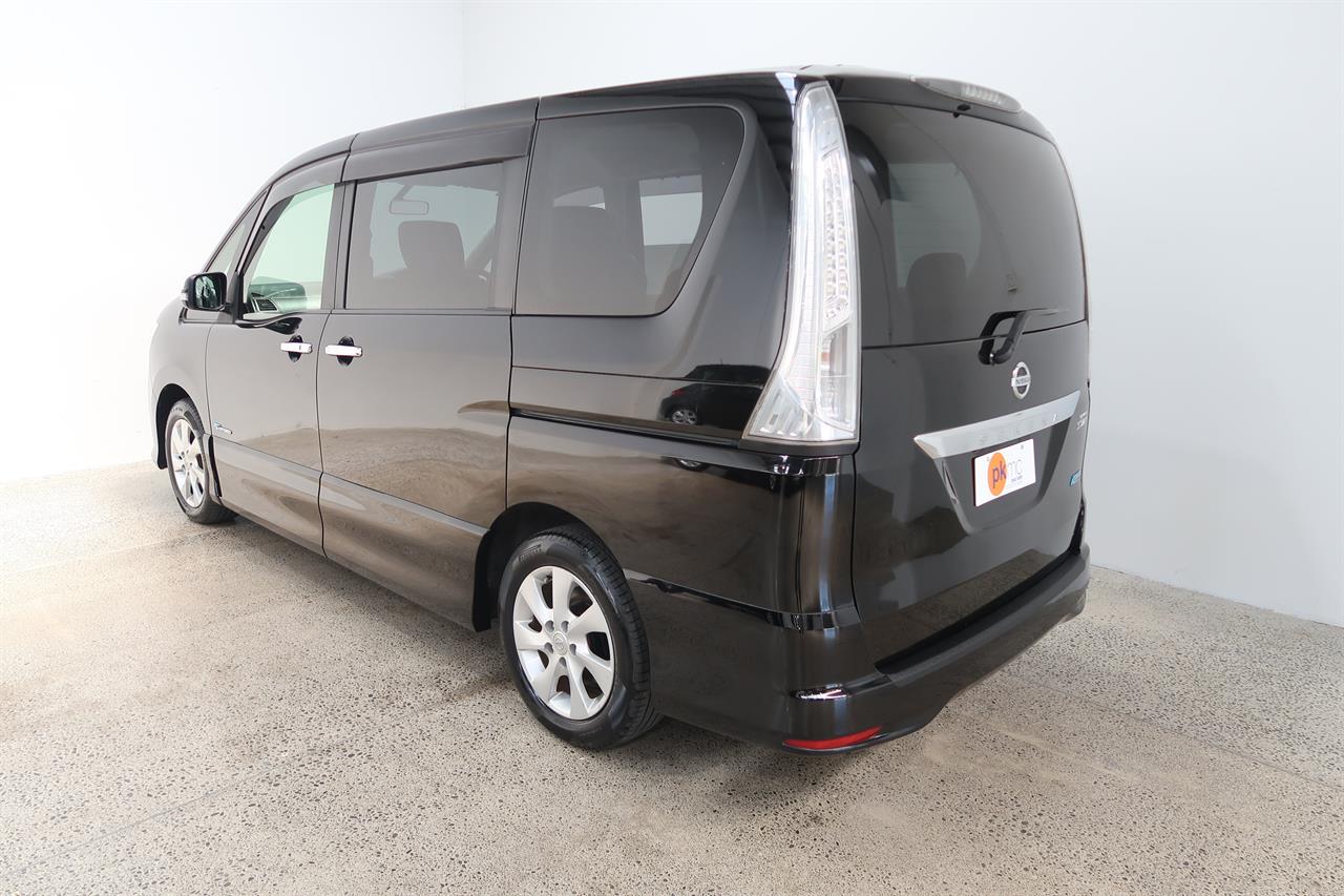 2013 Nissan Serena