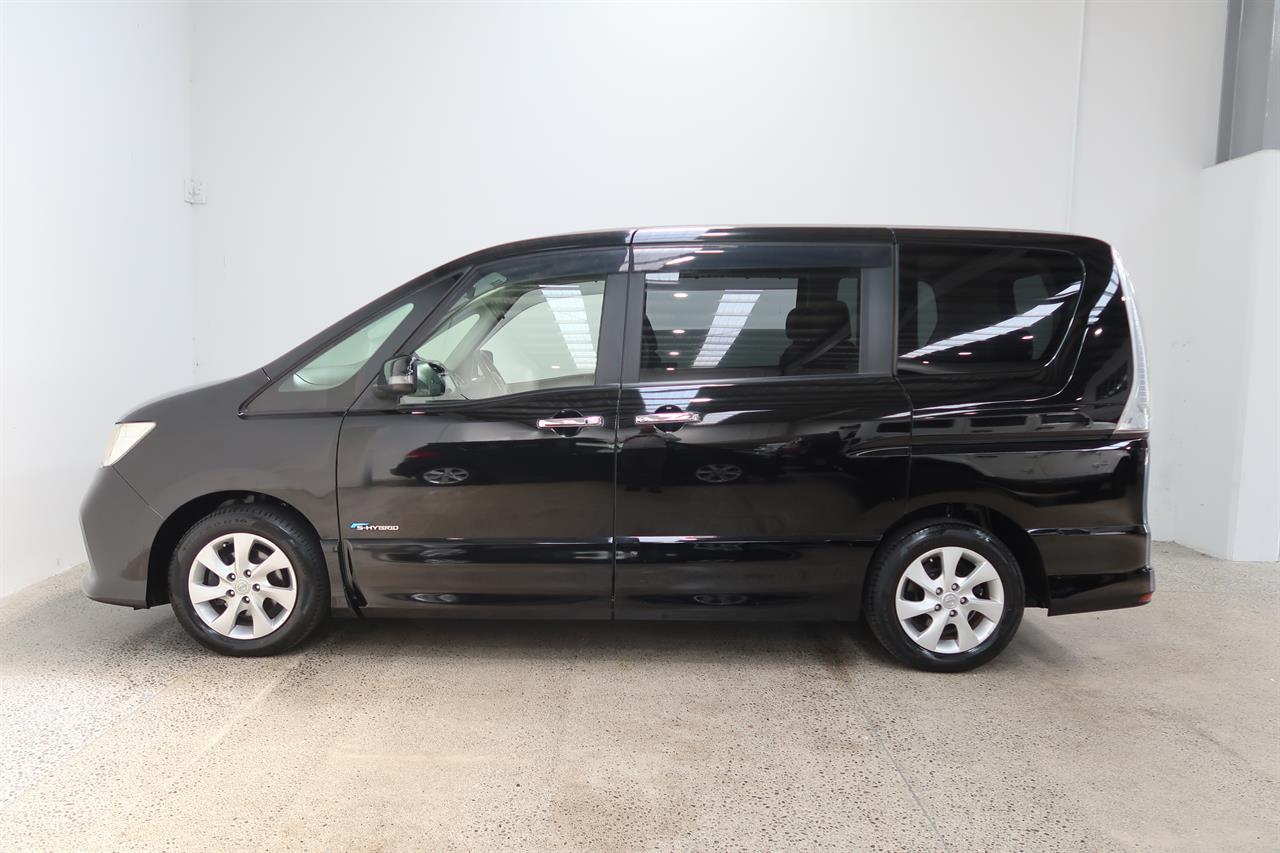 2013 Nissan Serena