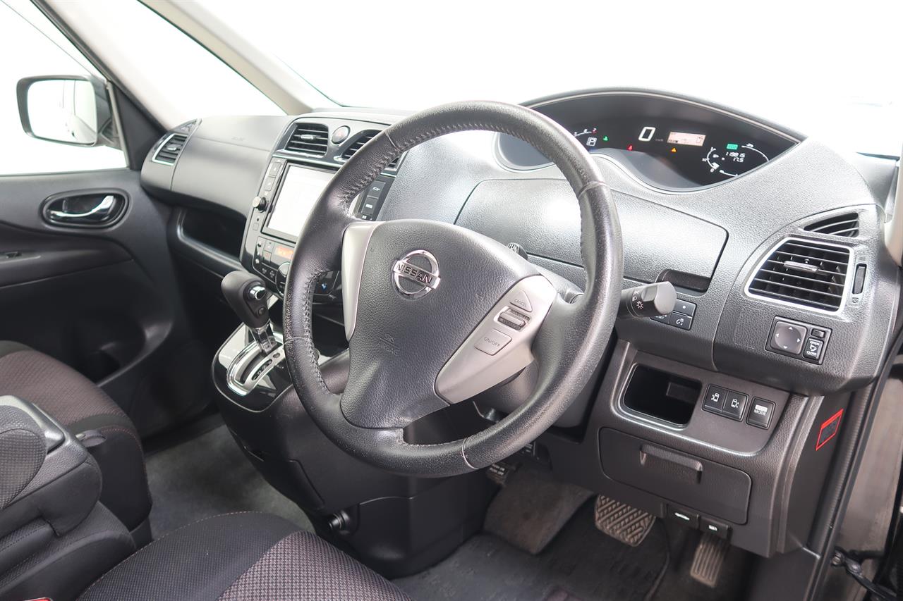 2013 Nissan Serena