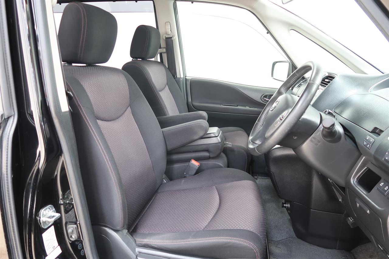 2013 Nissan Serena