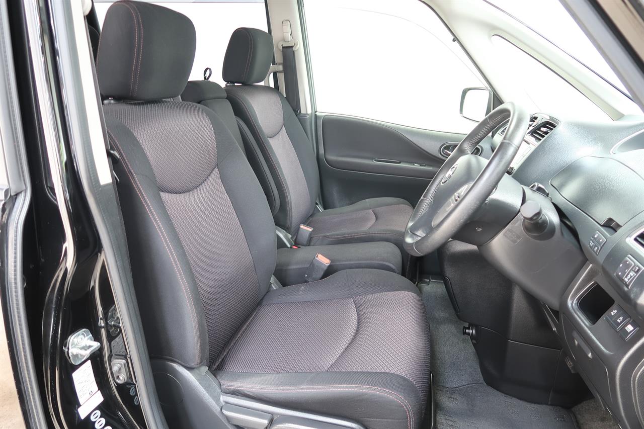 2013 Nissan Serena