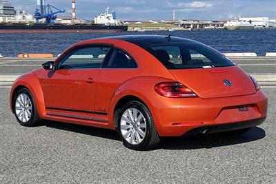 2016 Volkswagen Beetle - Thumbnail