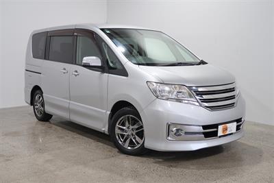 2011 Nissan Serena