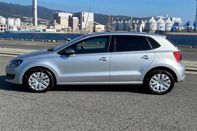 2014 Volkswagen Polo - Thumbnail