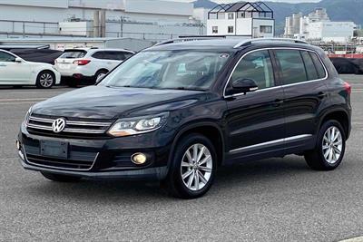 2014 Volkswagen Tiguan - Thumbnail