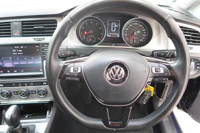 2014 Volkswagen Golf - Thumbnail