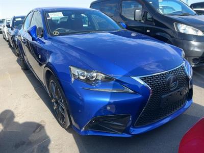 2014 Lexus IS300h - Thumbnail