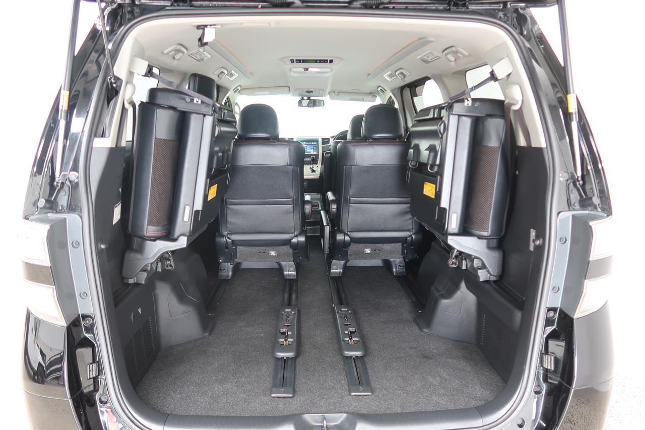 2012 Toyota Vellfire