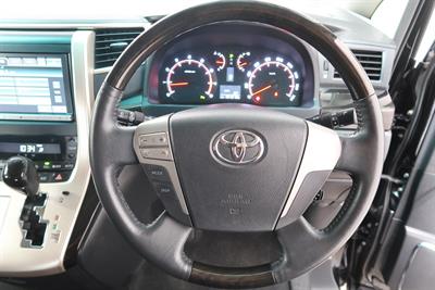 2012 Toyota Vellfire - Thumbnail