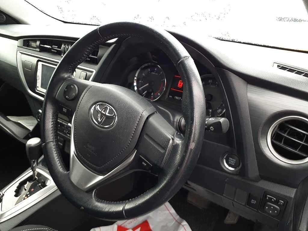 2014 Toyota Auris