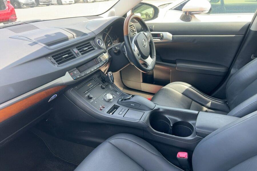 2013 Lexus CT200H