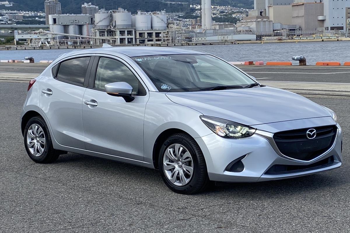 2019 Mazda Demio