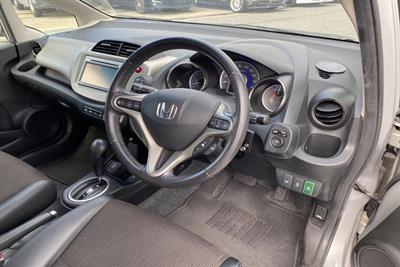 2013 Honda Fit Hybrid - Thumbnail