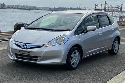 2013 Honda Fit Hybrid - Thumbnail