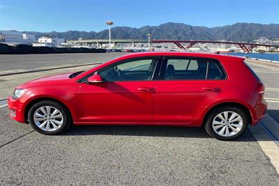 2014 Volkswagen Golf - Thumbnail