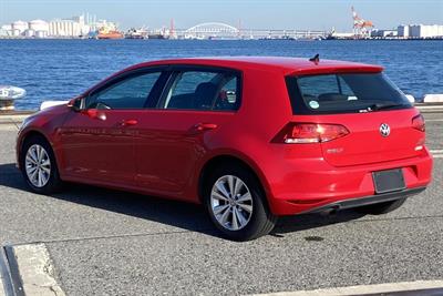 2014 Volkswagen Golf - Thumbnail