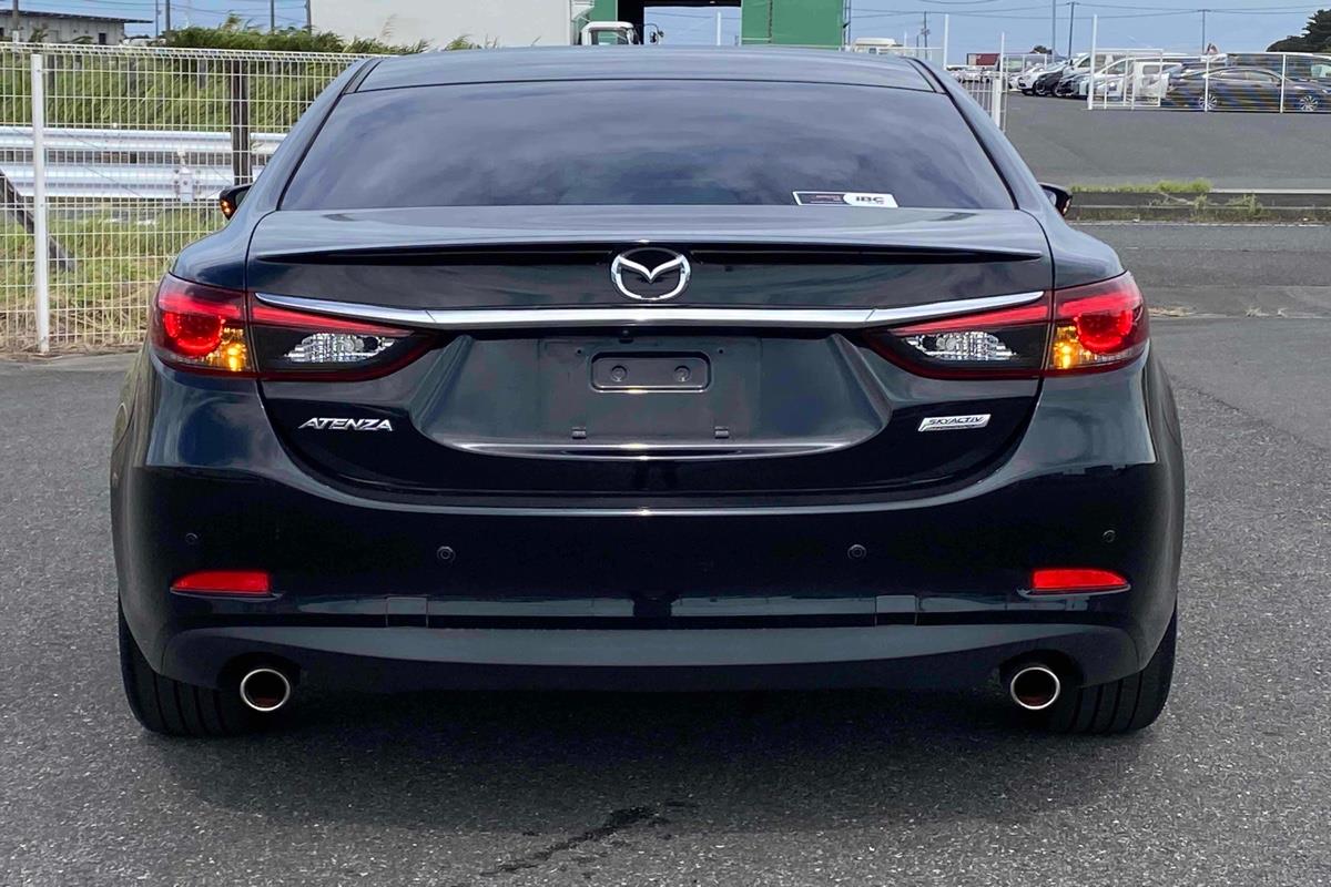 2015 Mazda Atenza