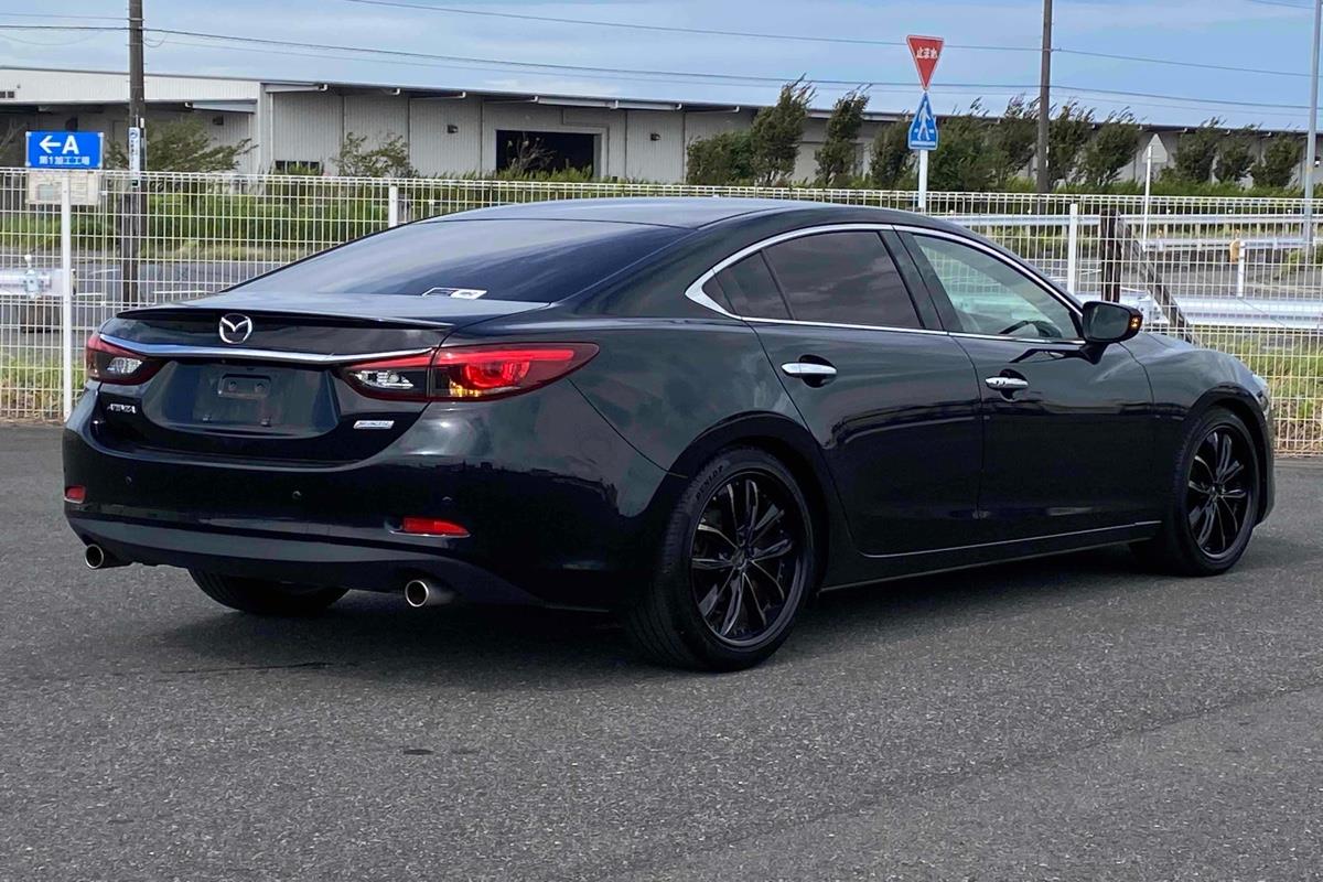 2015 Mazda Atenza