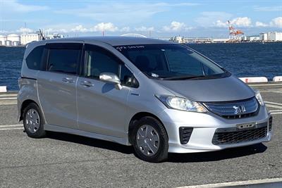 2013 Honda Freed - Thumbnail