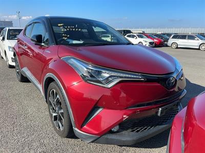 2017 Toyota C-HR - Thumbnail