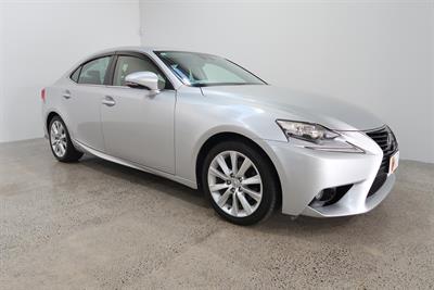 2014 Lexus IS 300H