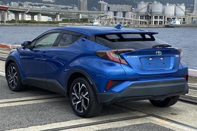 2017 Toyota C-hr - Thumbnail