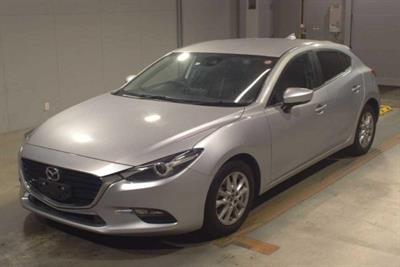 2018 Mazda Axela