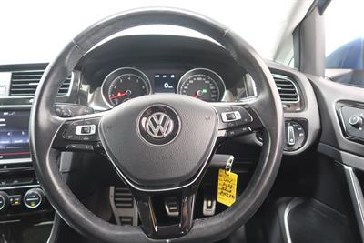 2014 Volkswagen Golf - Thumbnail