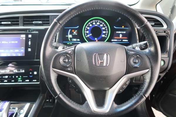 Honda Fit SHUTTLE HY 2015