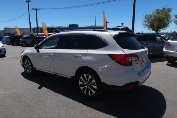 Subaru Outback LIMITED AW 2014