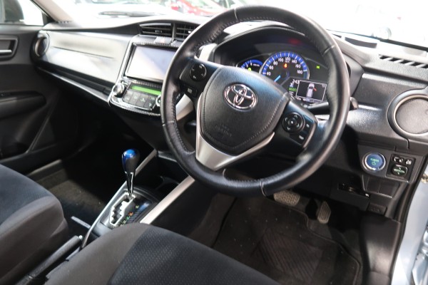 Toyota Corolla FIELDER G 2014