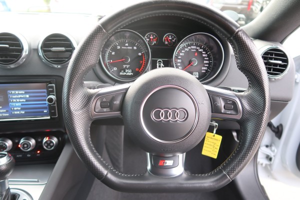 Audi TT 1.8TFSI S. 2014