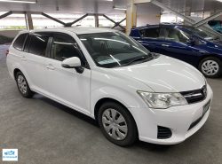 Toyota Corolla Fielder 1.5X 2013